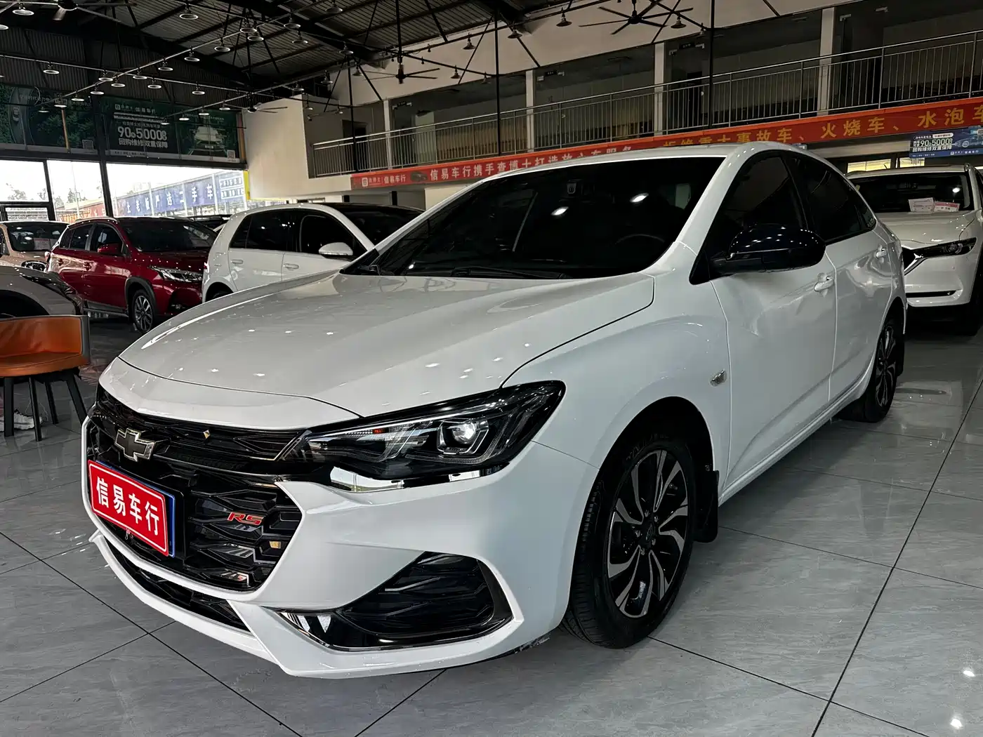 Chevrolet Monza 2019 RS 330T Auto Smooth Edition China VI