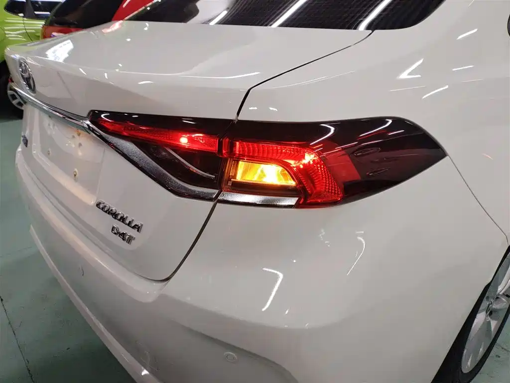 Toyota Corolla 2021 1.2T S-CVT Elite PLUS Edition фото 24
