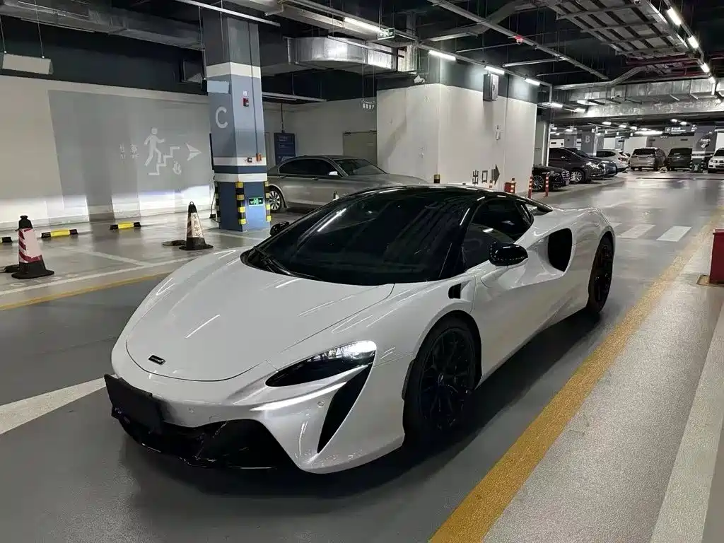 McLaren Artura