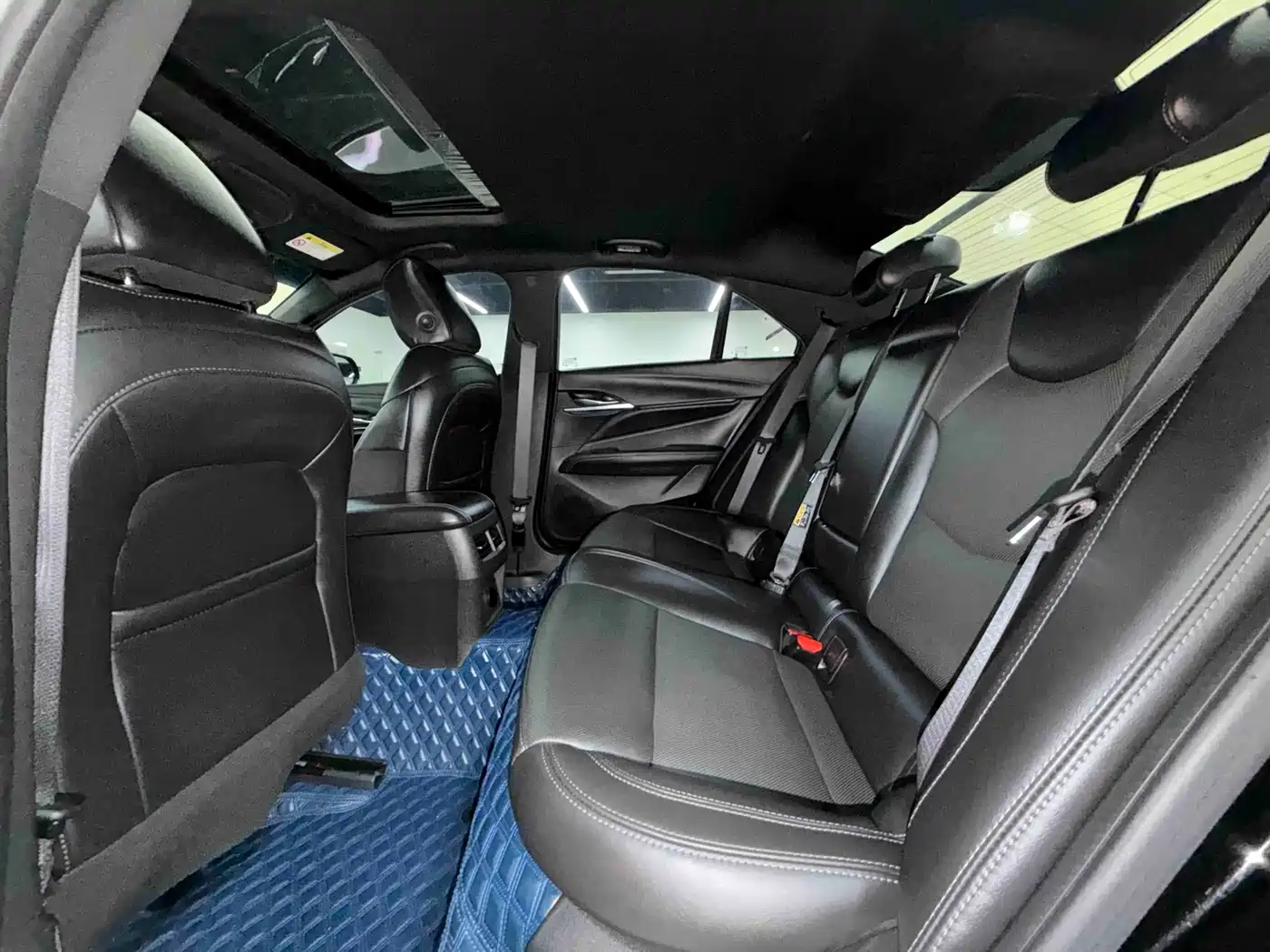 Cadillac CT4 2024 2022 28T Luxury Model