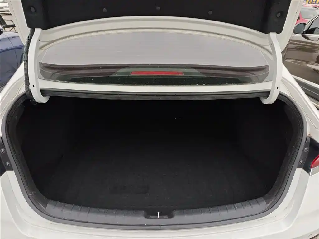 Hyundai Fista 2019 280TGDi Smart Speed Edition China VI фото 15