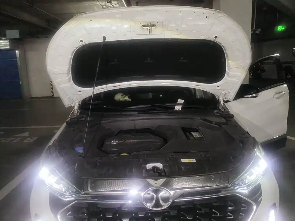 BAIC Zhixing 2021 2019 Model 1.5T CVT New Smart China VI