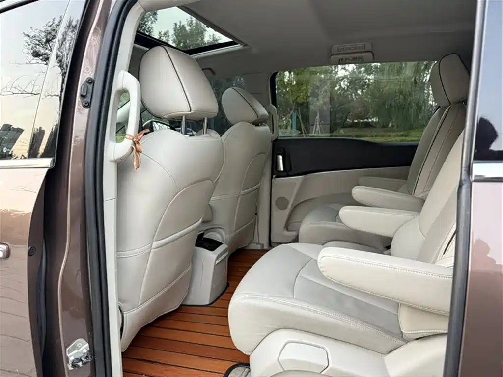 Buick GL8 2021 Land Business Class 652T Luxury фото 17