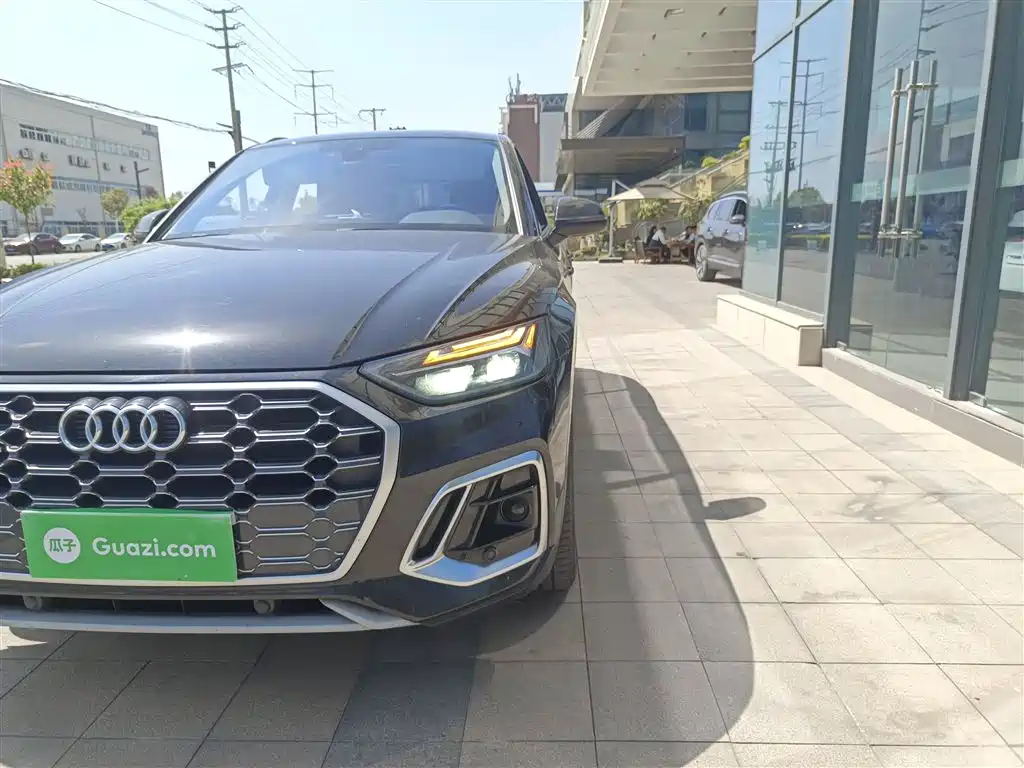 Audi Q5L 2022 Facelift 40T Luxury Dynamic фото 24