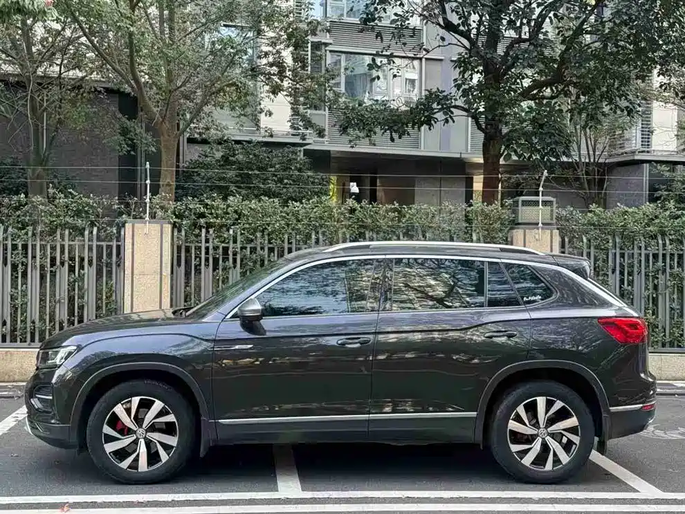 Volkswagen Tayron 2019 330TSI 4WD Luxury China V фото 3