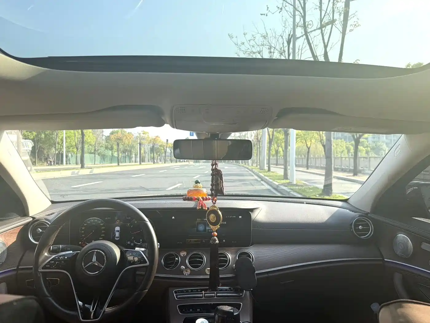 Mercedes-Benz E-Class 2022 Facelift E 300 L Luxury Style фото 4