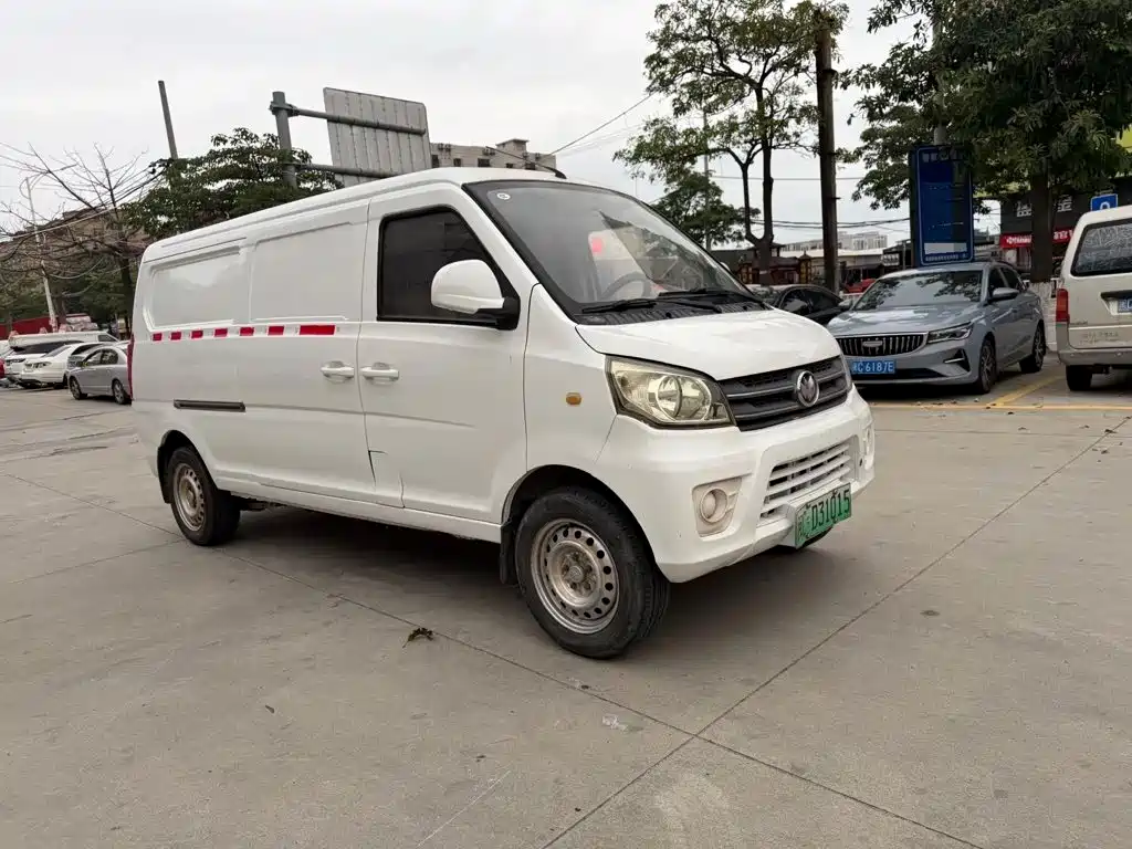 New Longma Auto Qiteng M70EV 2021 2020 M70L-EV Long Range Version