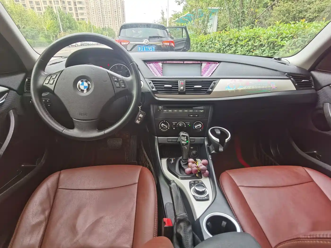 BMW X1 2013 sDrive18i Sport Design Package фото 7