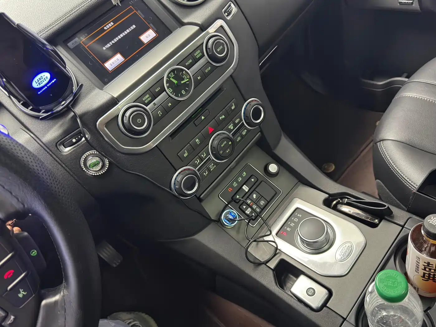 Land Rover Discovery 2016 3.0 SC Gloss Black Collector's Edition HSE фото 8