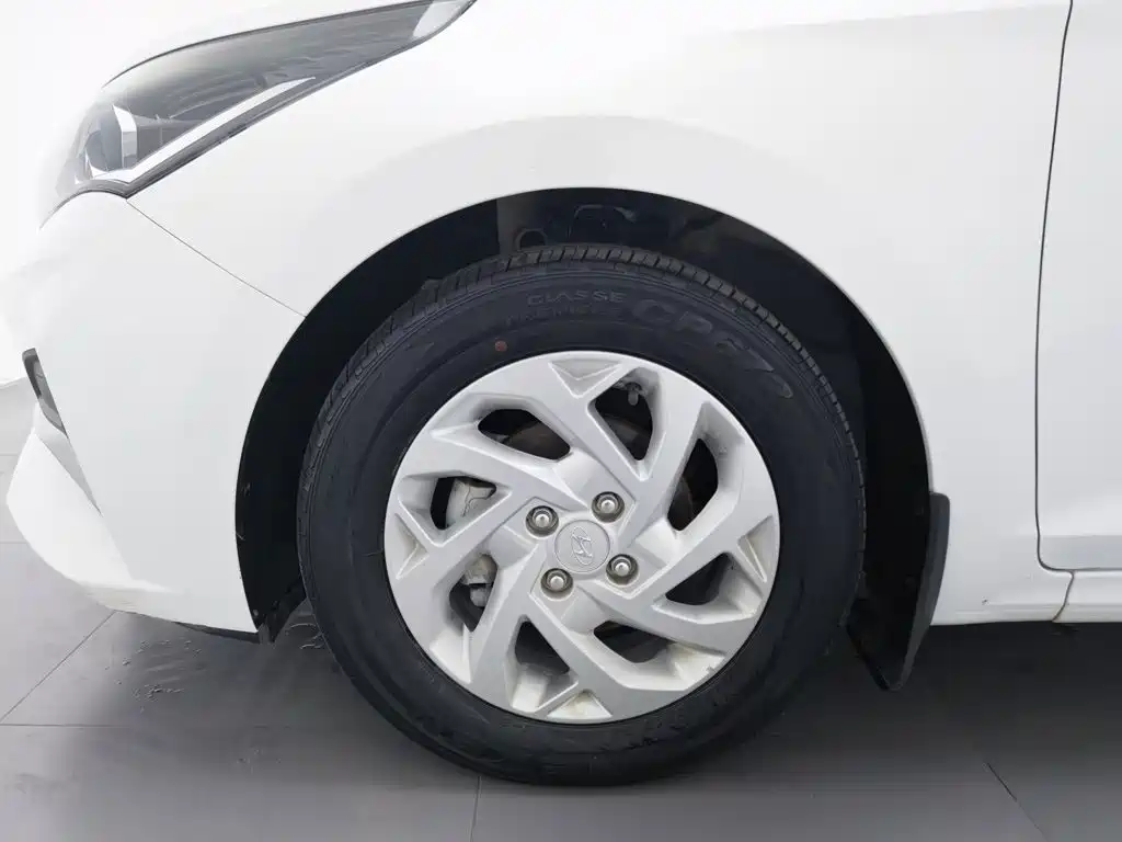Hyundai Verna 2021 2020 1.4L Manual GLS Cool Edition