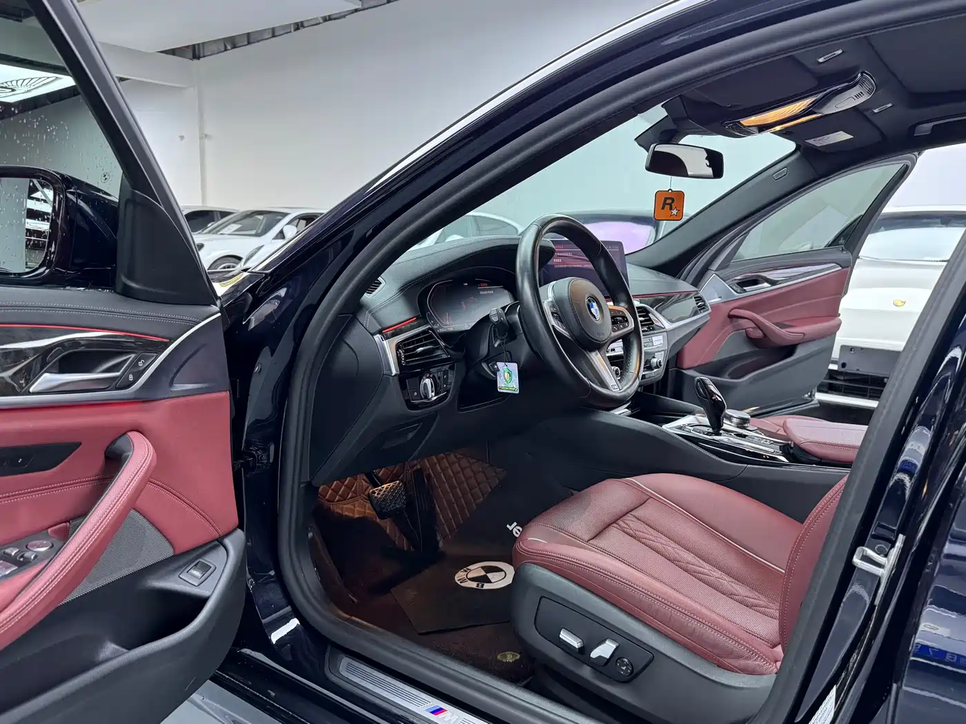 BMW 5 Series 2021 525Li M Sport Package фото 4