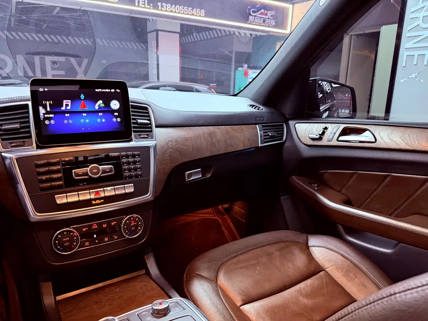 Mercedes-Benz GL-Class 2015 GL 400 4MATIC Luxury фото 17