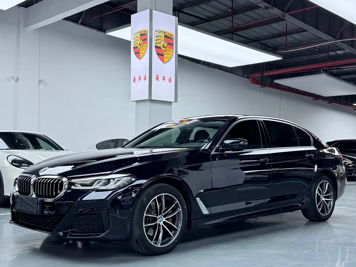 BMW 5 Series 2021 525Li M Sport Package