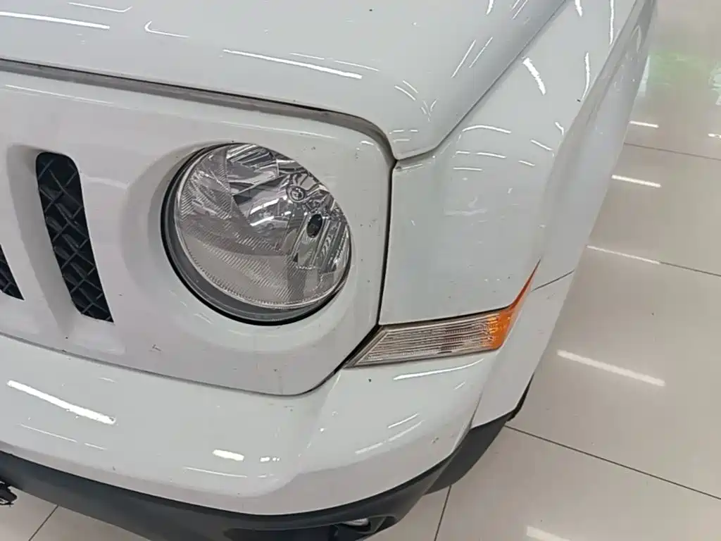Jeep Patriot 2015 2014 2.4L Sport