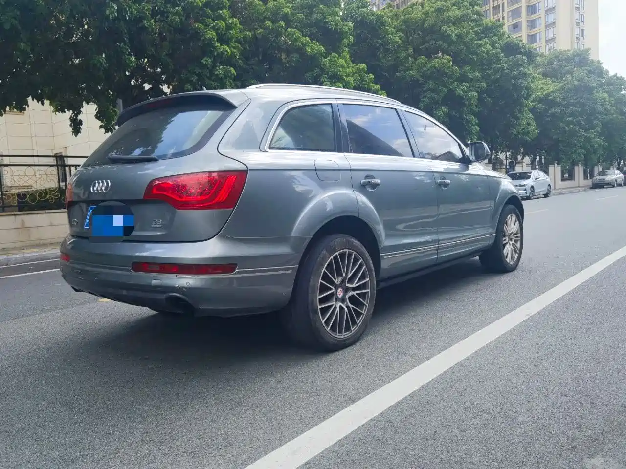 Audi Q7 2010 3.6 FSI Technology Sport Limited Edition фото 7