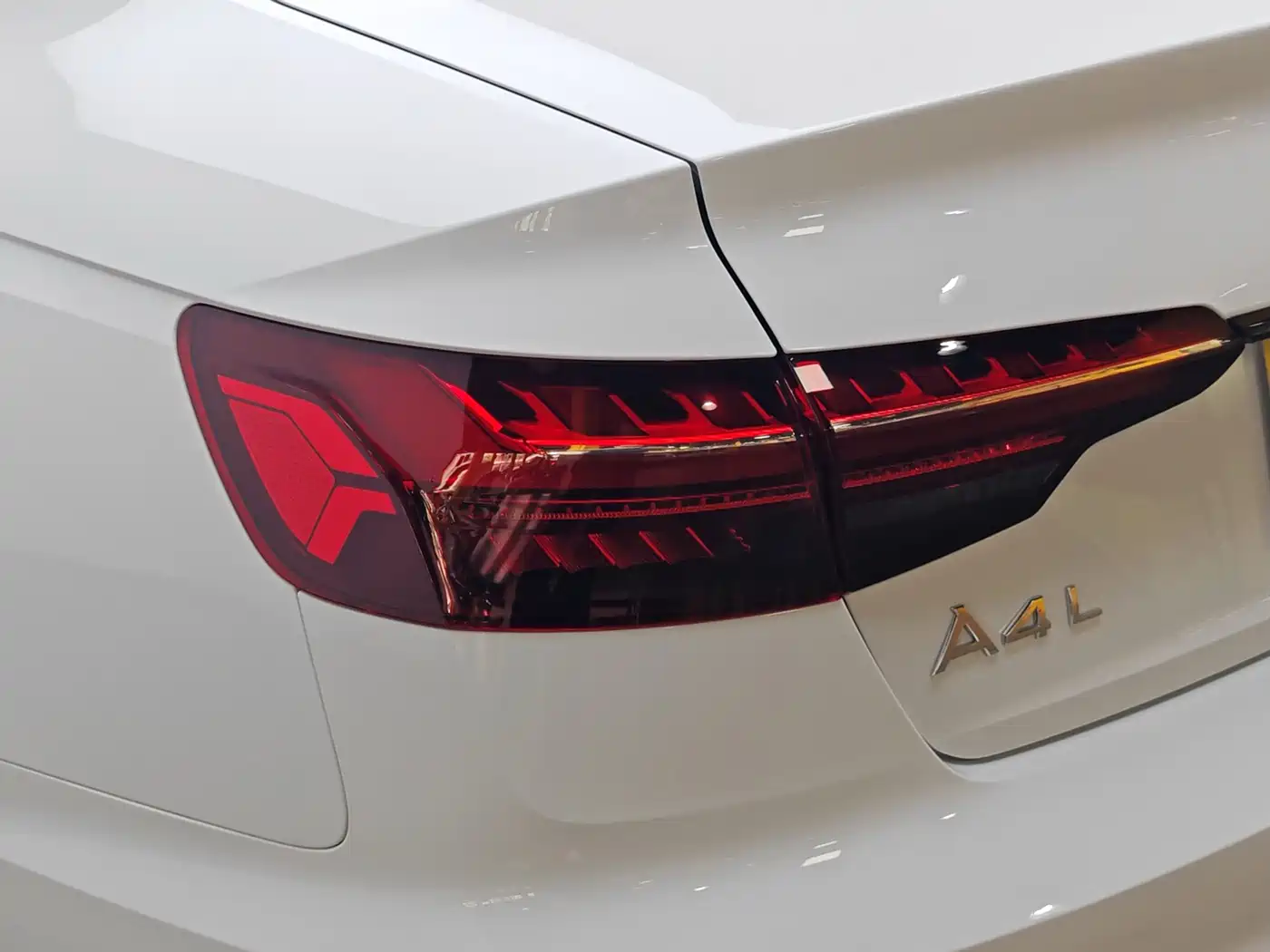 Audi A4L 2026 2025 2 Million Celebration Edition 40 TFSI Luxury Dynamic
