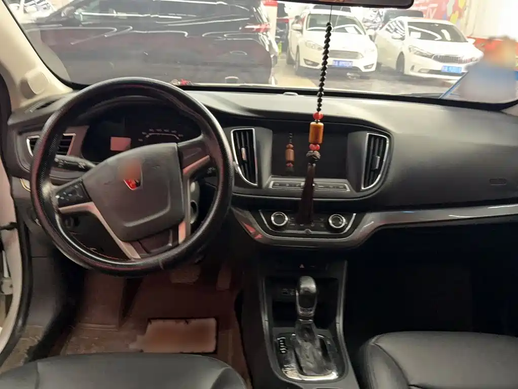 Roewe 360 2015 2015 1.5L Automatic Luxury