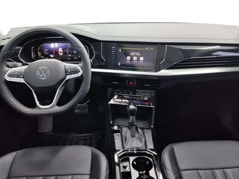 Volkswagen Passat 2025 Outstanding 380TSI Dragon Soaring Edition фото 12