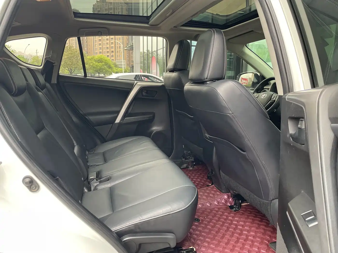 TOYOTA RAV4 RONGFANG