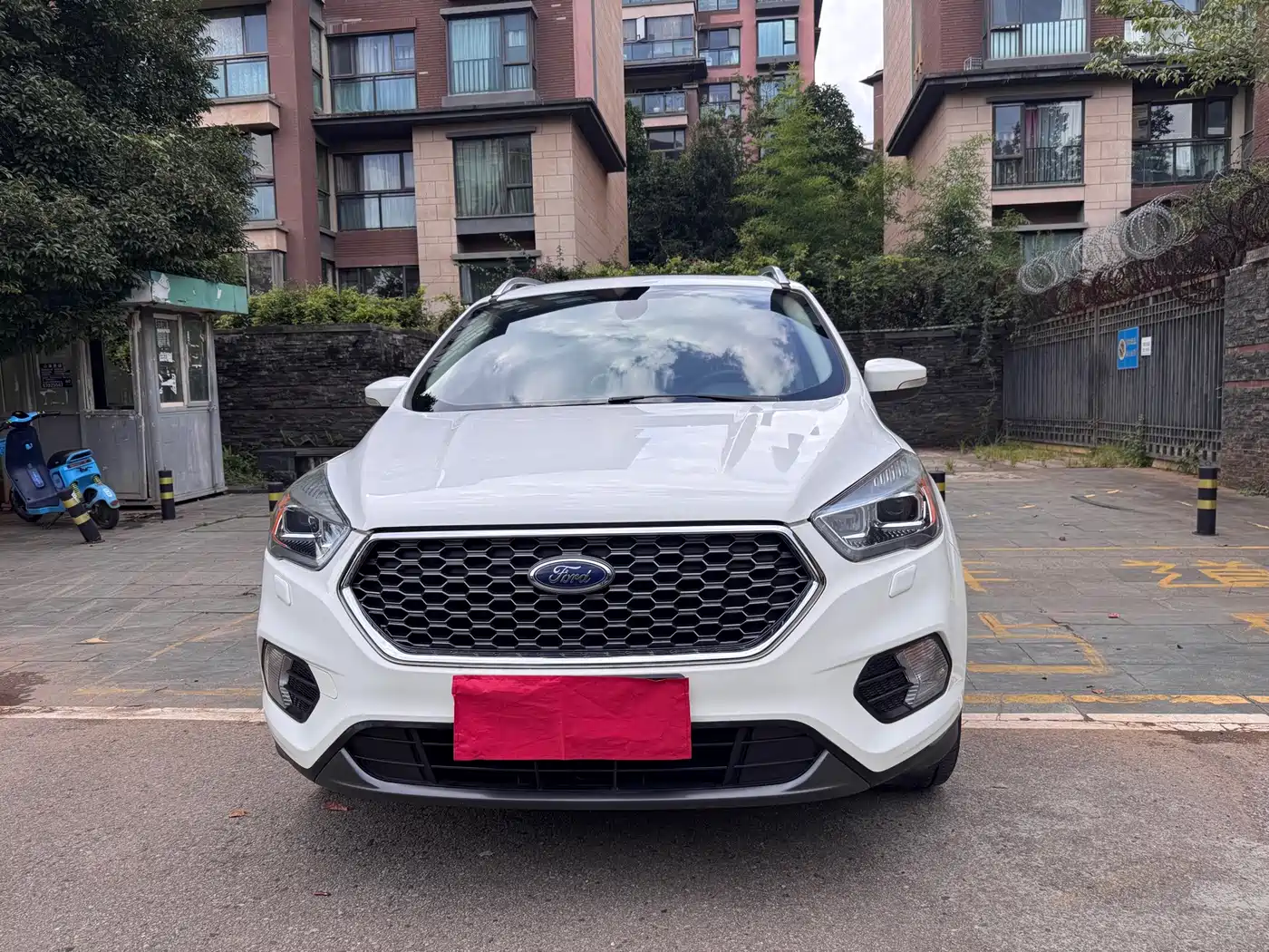 Ford Kuga 2019 2019 EcoBoost 180 FWD Luxury Edition China V
