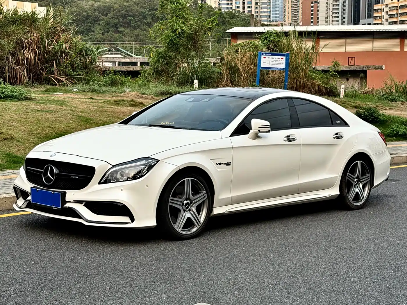 Mercedes-Benz CLS AMG 2015 AMG CLS 63 4MATIC