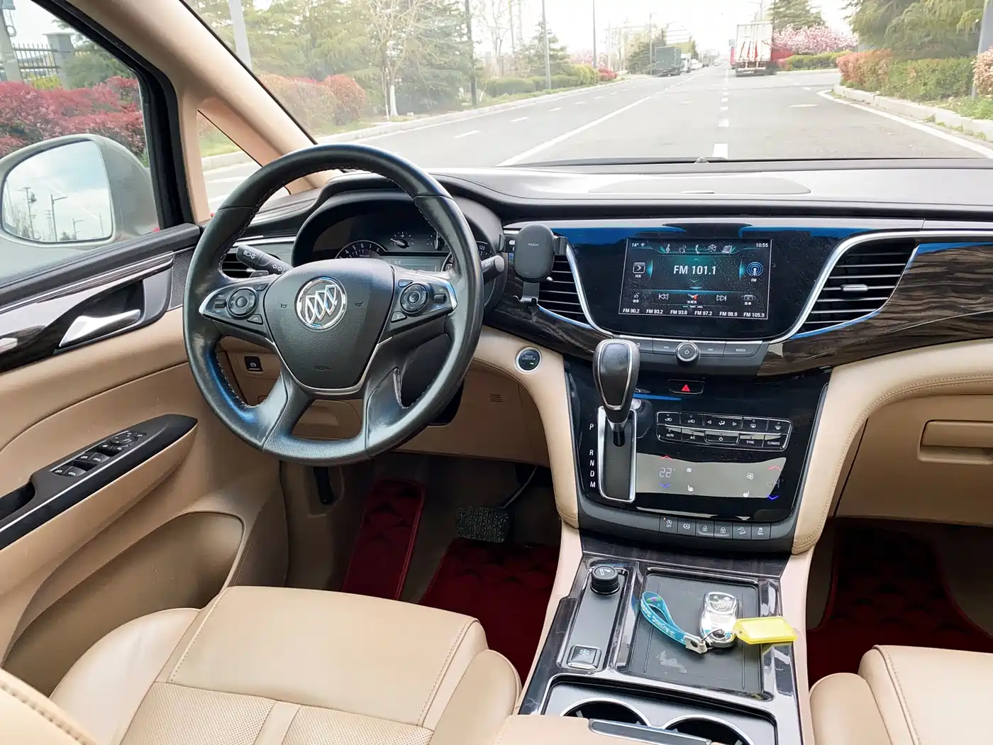 Buick GL8 2017 ES 28T Luxury China V фото 20