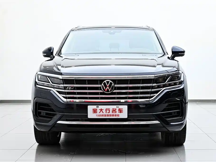 Volkswagen Touareg 2021 3.0TSI R-Line Classic Sport Package фото 3