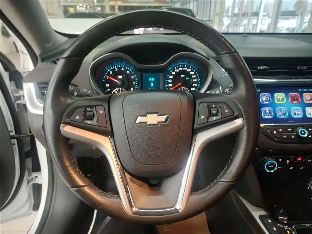 Chevrolet Malibu 2017 1.5T Automatic Luxury Edition фото 7