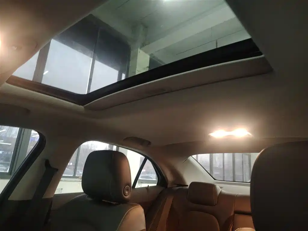 Chevrolet Malibu 2017 1.5T Automatic Luxury Edition фото 18