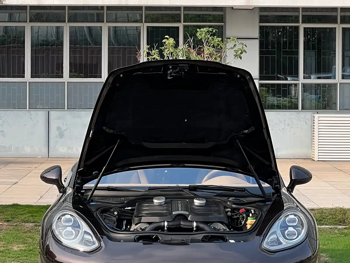 Porsche Panamera 2014 Panamera 4S Sport Edition 3.0T фото 8
