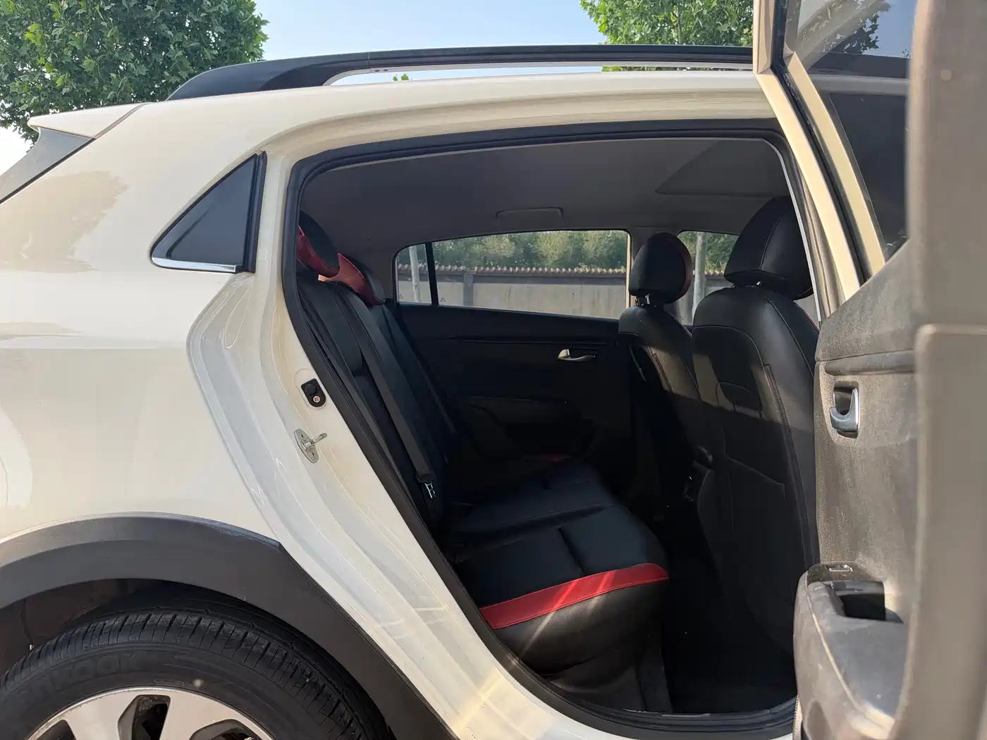 Kia KX CROSS 2017 1.4L AT GLS фото 12