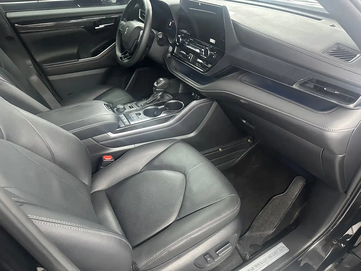 Toyota Crown Kluger 2023 2022 2.0T All-Wheel Drive Power Premium Edition