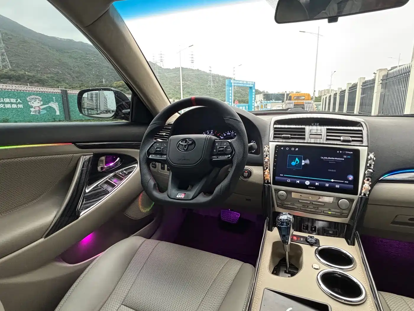 Toyota Camry 2011 200G Classic Anniversary Edition фото 8