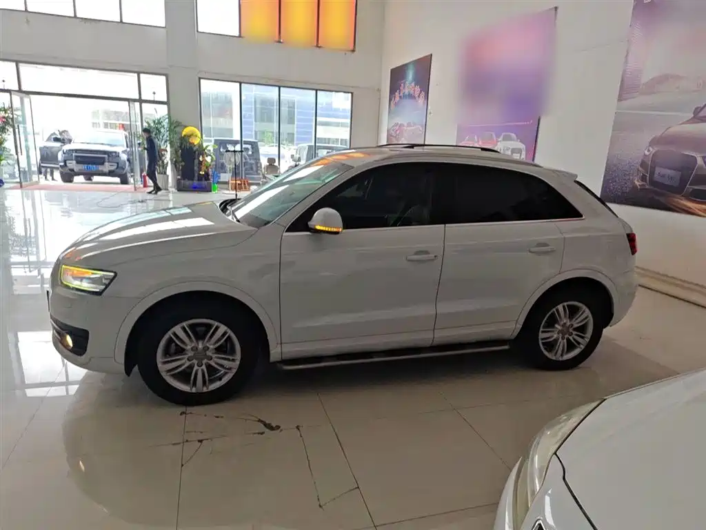 Audi Q3 2013 35 TFSI Comfort фото 5