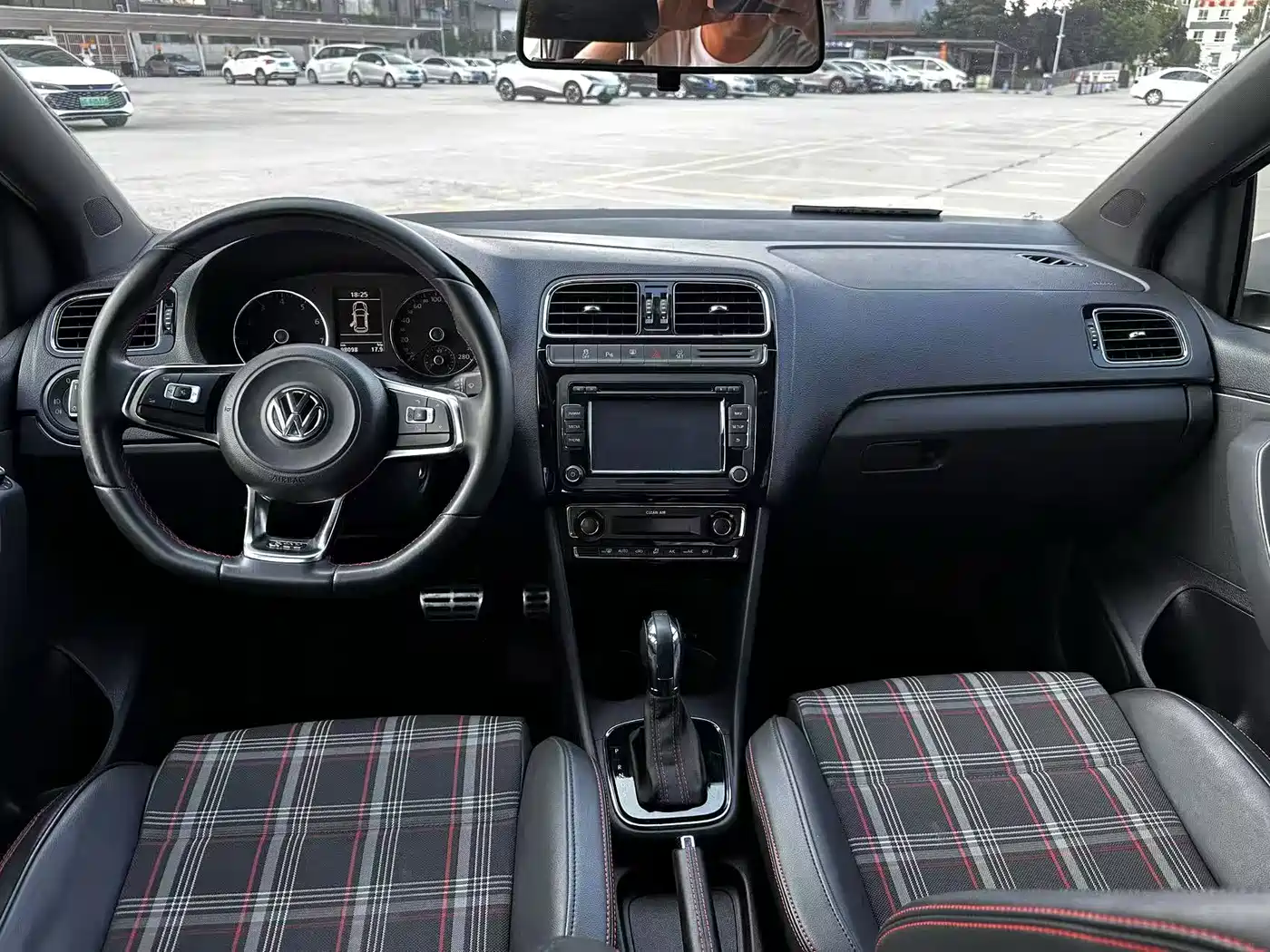 Фото 5 - Volkswagen Polo