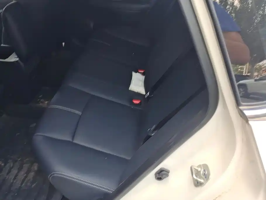 Nissan SYLPHY, миниатюра 11