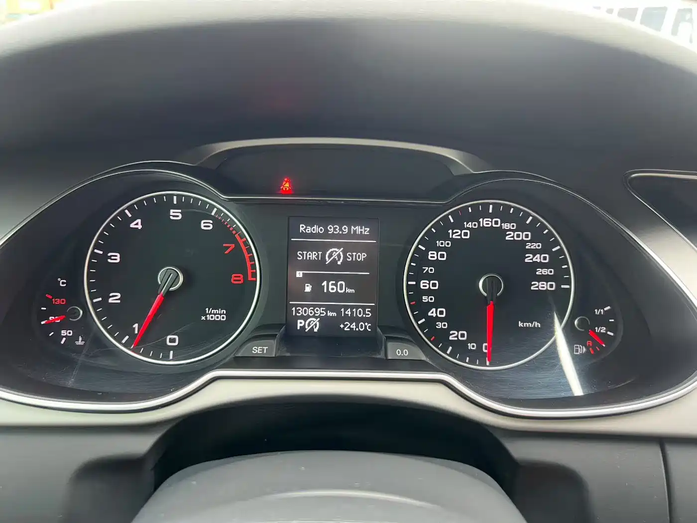 Фото 7 - Audi A4L