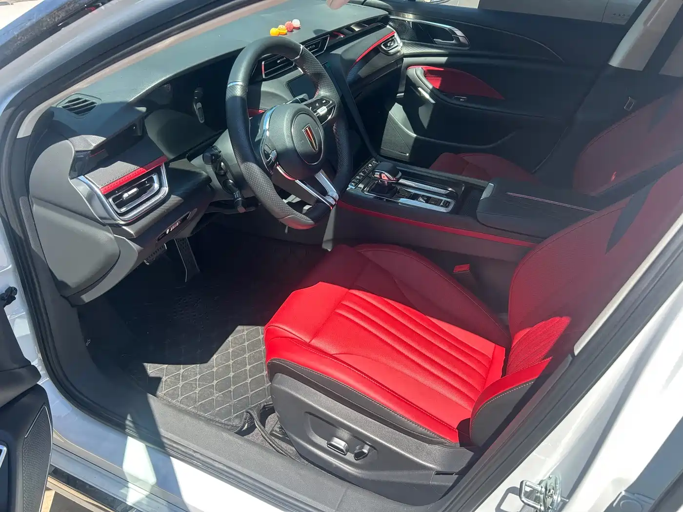 Hongqi H6 2024 2023 2.0T Elegance Edition