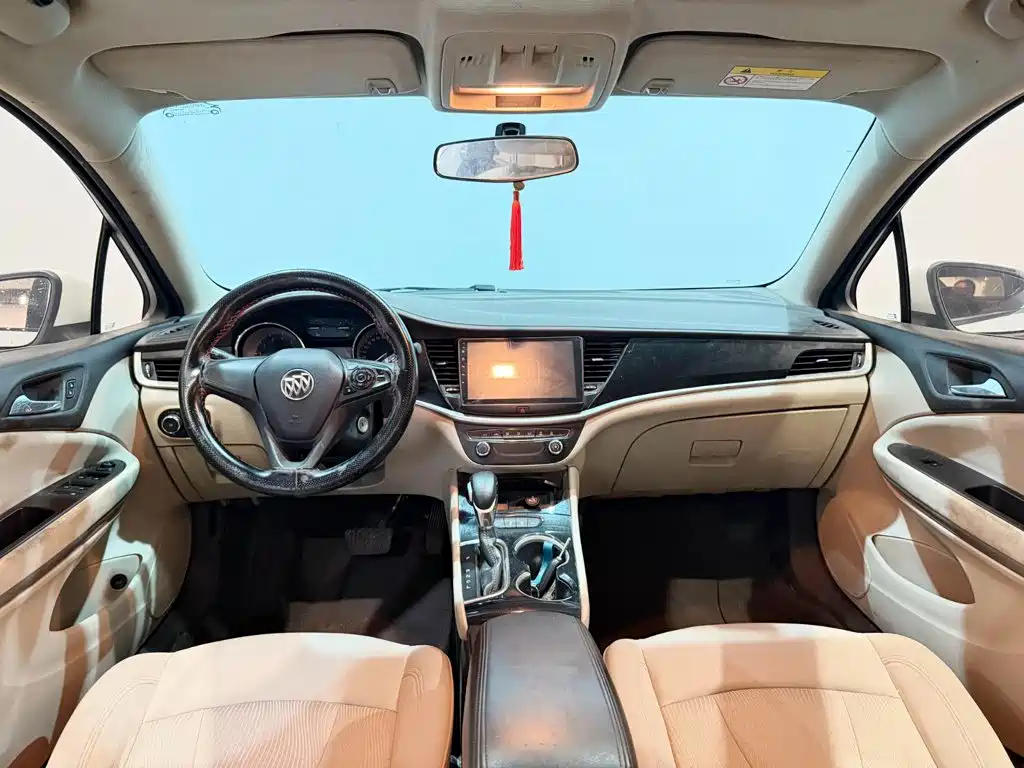 Фото 7 - Buick Verano