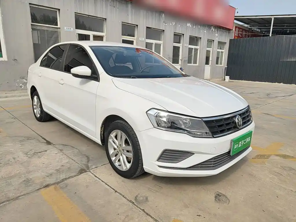 Photo 4 - Volkswagen Jetta