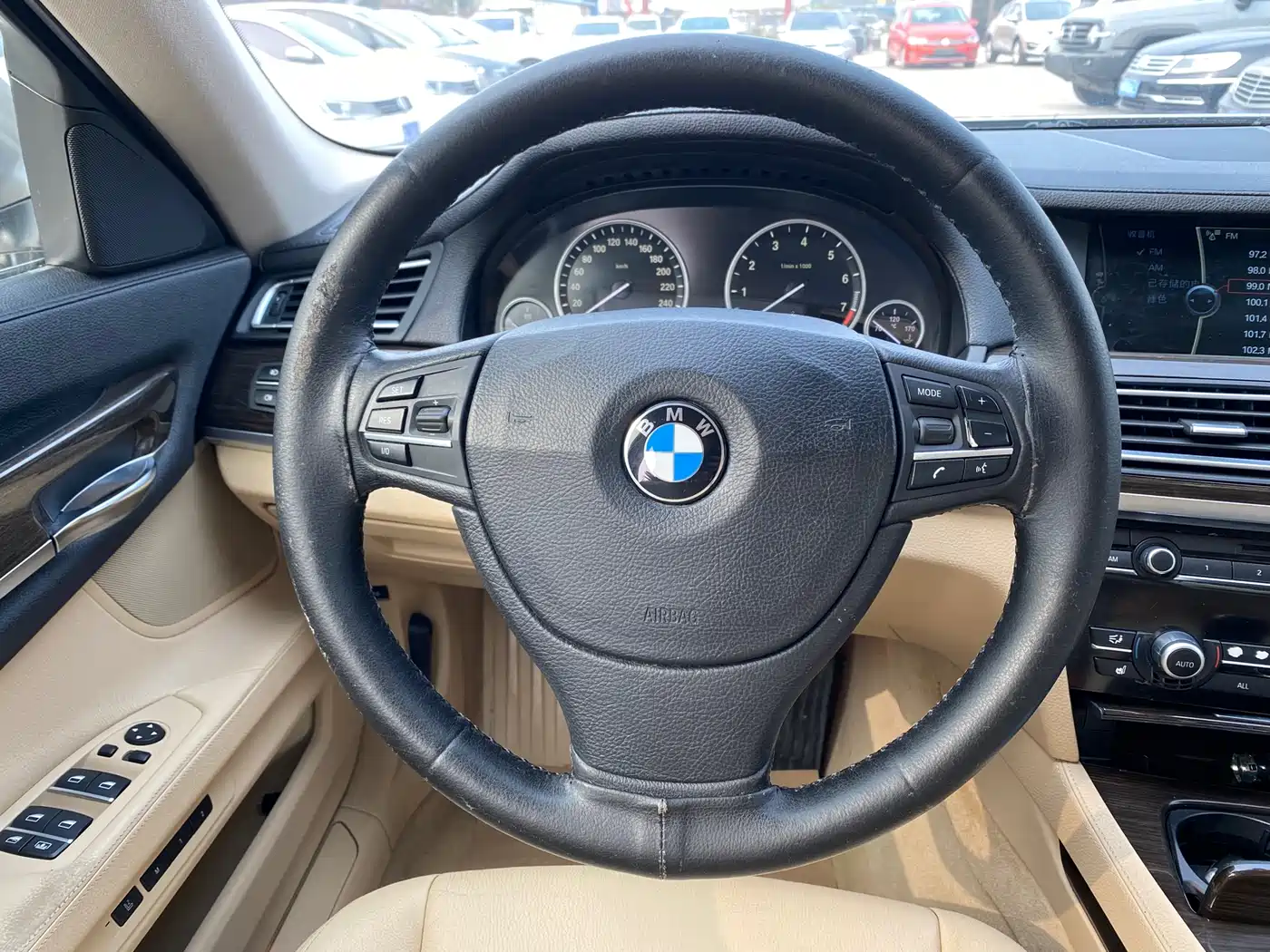 BMW 7 Series 2011 730Li Elegance фото 7