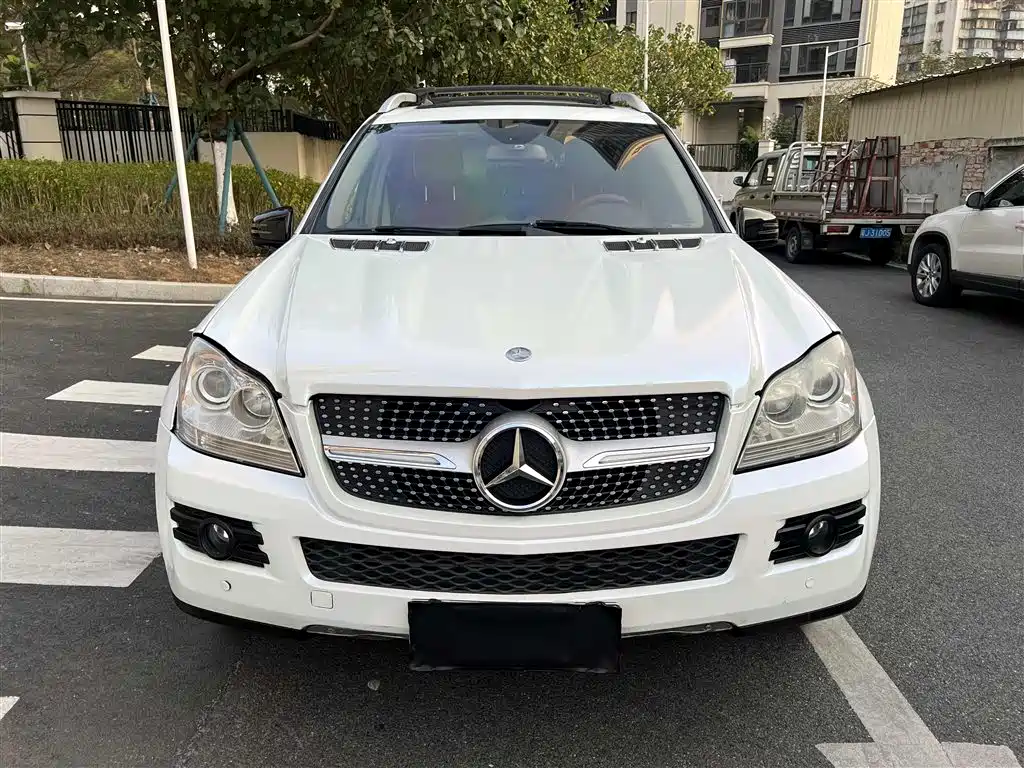 Mercedes-Benz GL-Class фото 14
