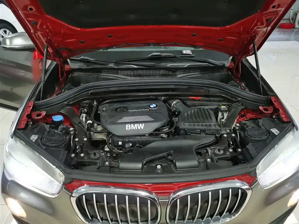 BMW X1 2018 sDrive18Li Fashion Model фото 10