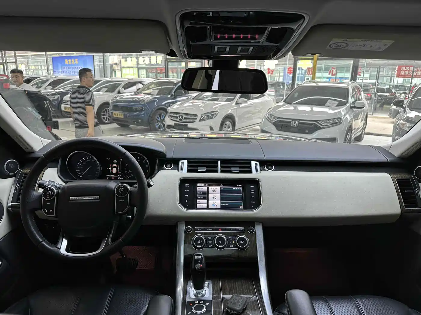 Land Rover Range Rover Sport 2015 3.0 SC V6 HSE фото 11
