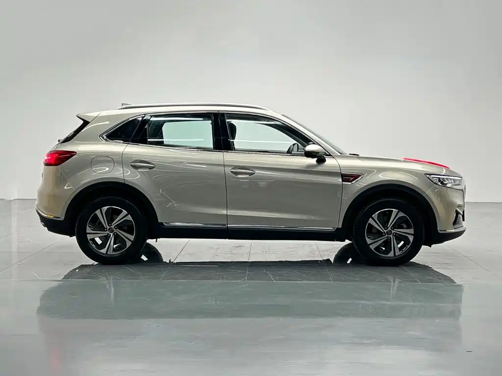 Hongqi HS5 2020 2019 2.0T Smart Connect Enjoy Edition