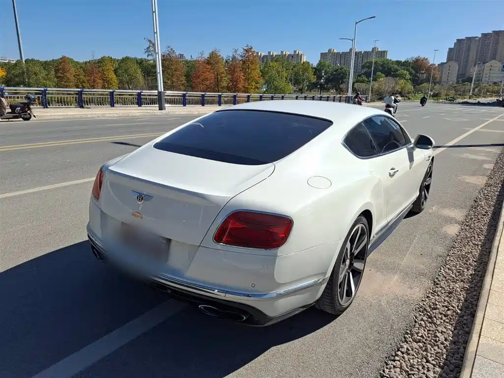 Bentley Continental 2016 2016 4.0T GT V8 S Standard