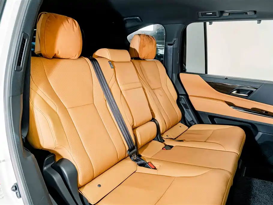 Lexus LX 2025 2025 700h Leading Edition