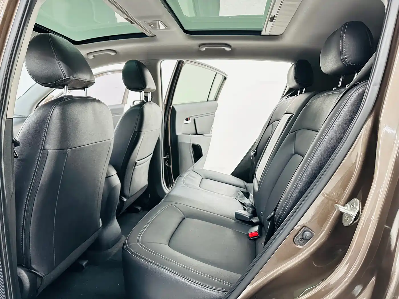 Фото 9 - Kia Sportage