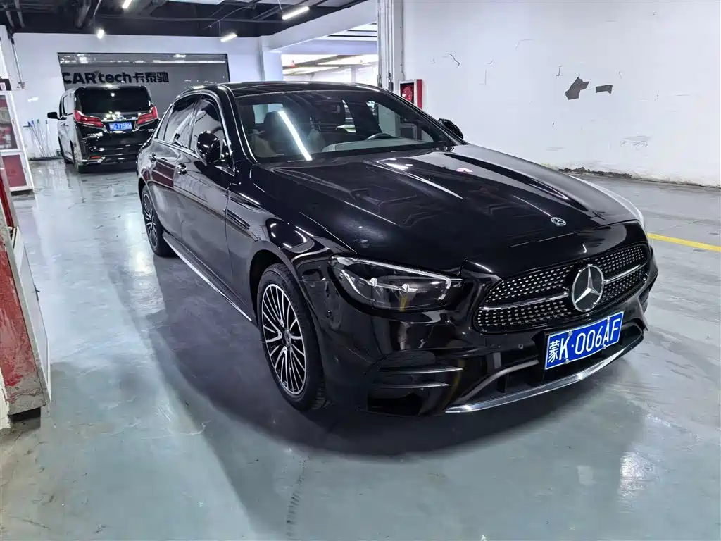 MERCEDES-BENZ E CLASS