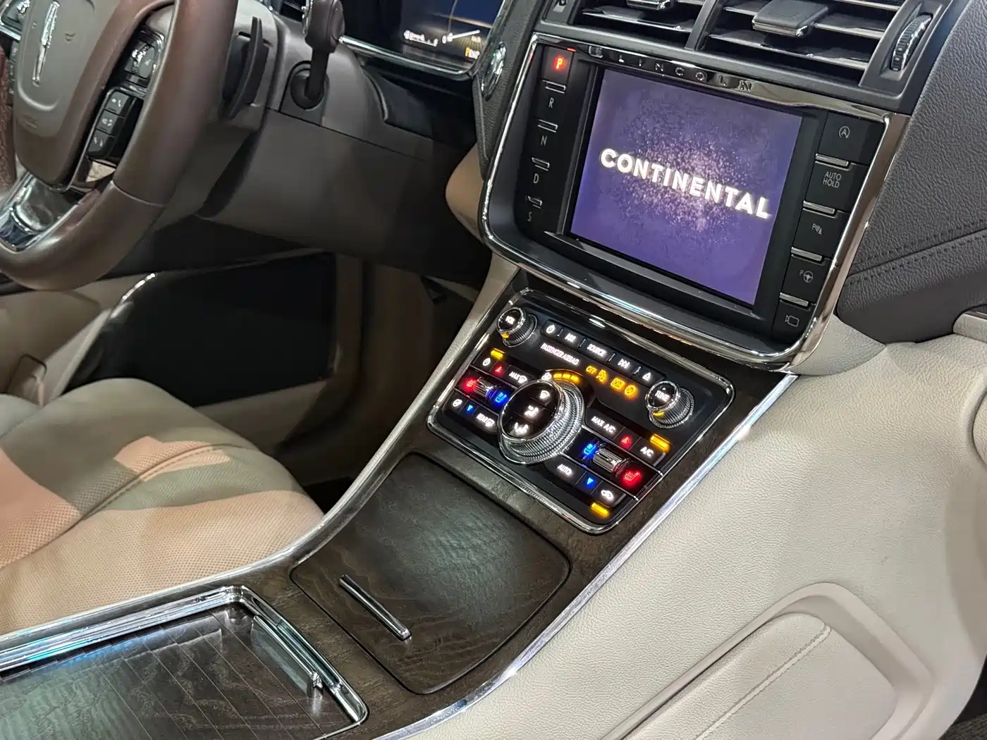 Lincoln Continental 2020 2019 2.0T 2WD Zunyao Edition China VI